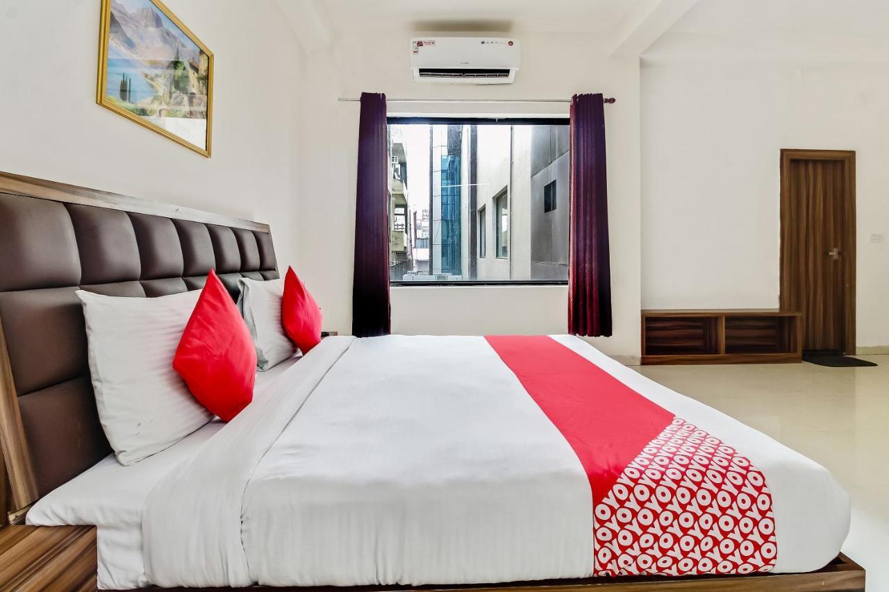 Oyo 10213 Hotel Panache Mathura Ngoại thất bức ảnh