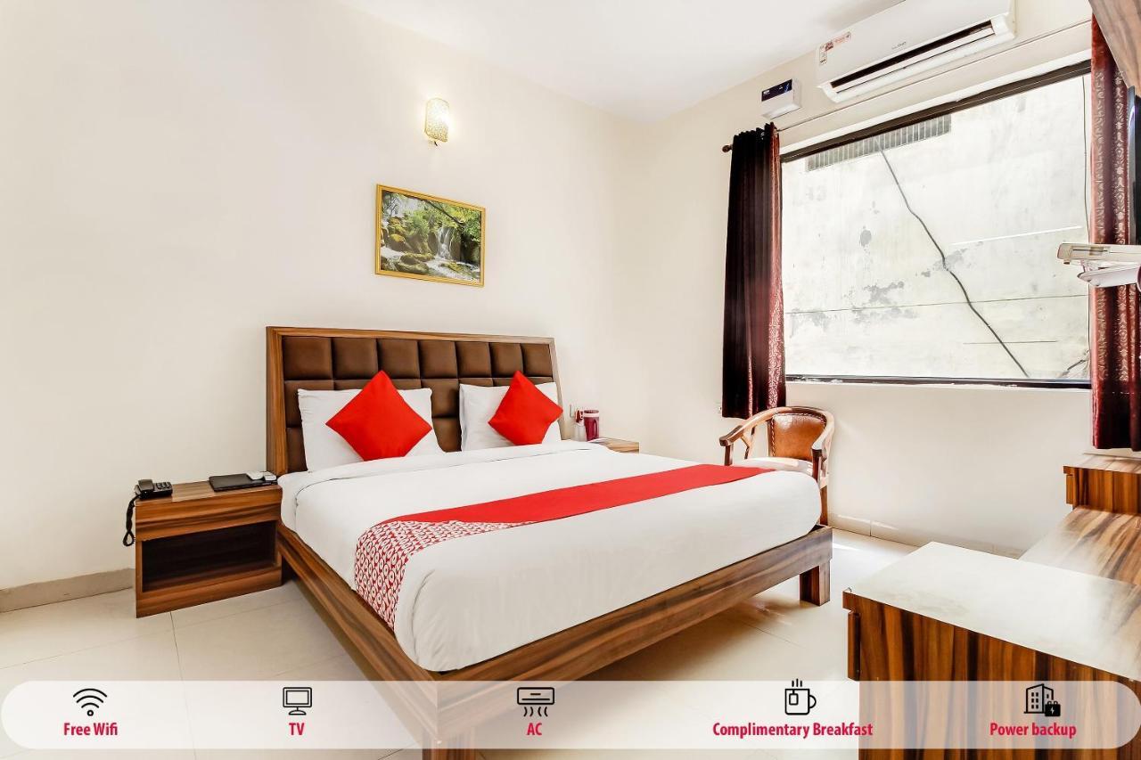 Oyo 10213 Hotel Panache Mathura Ngoại thất bức ảnh