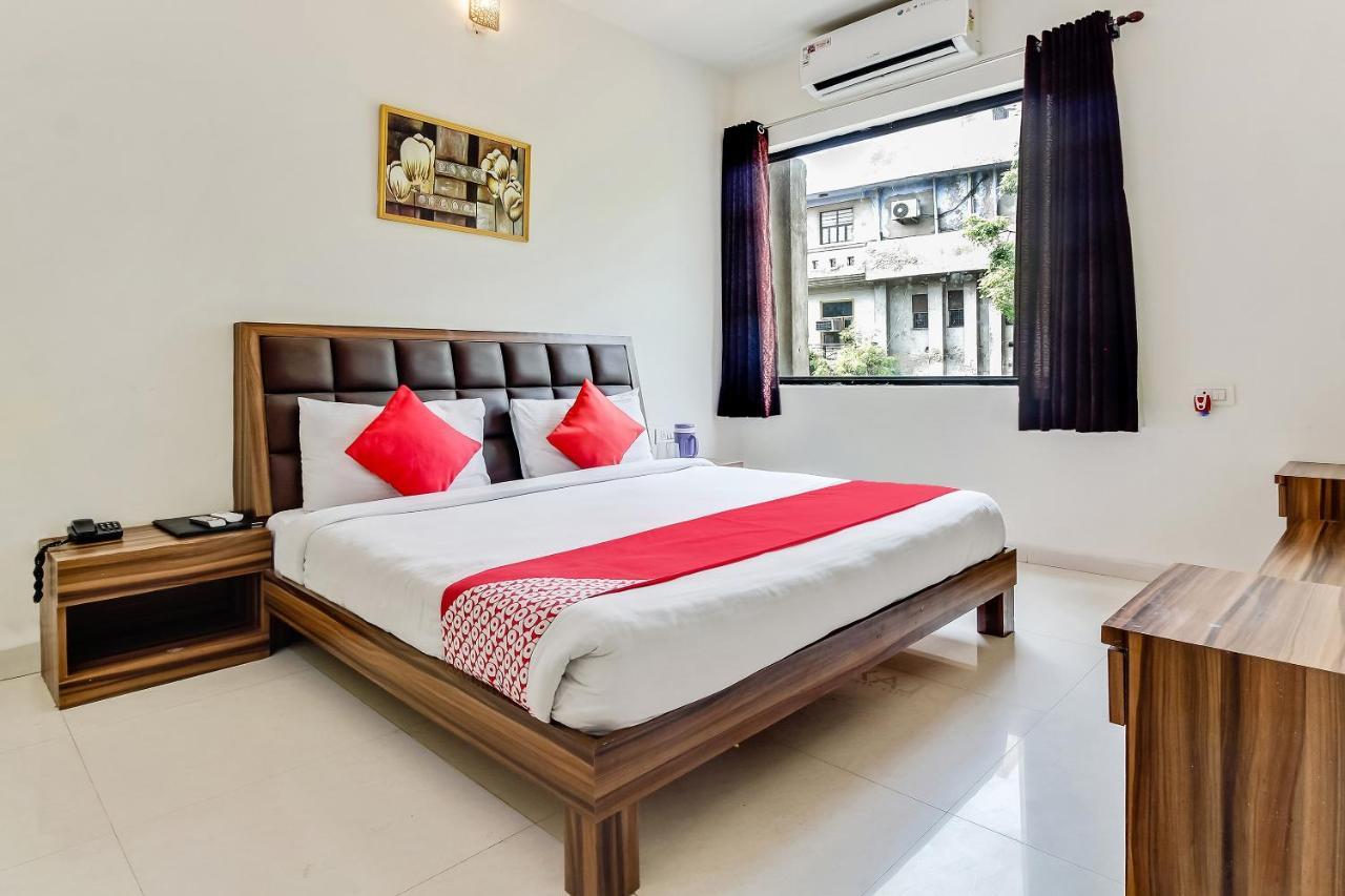 Oyo 10213 Hotel Panache Mathura Ngoại thất bức ảnh