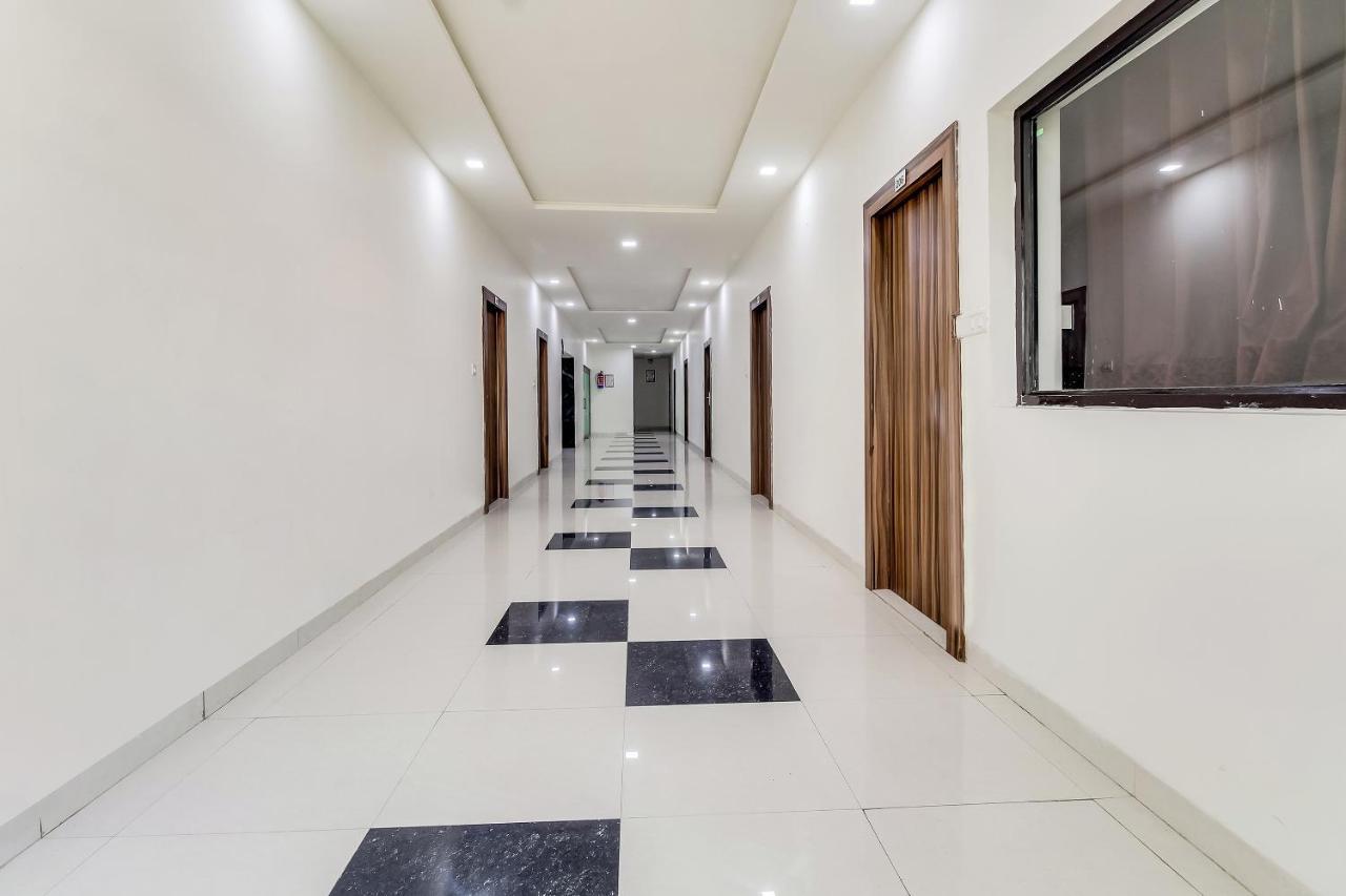 Oyo 10213 Hotel Panache Mathura Ngoại thất bức ảnh