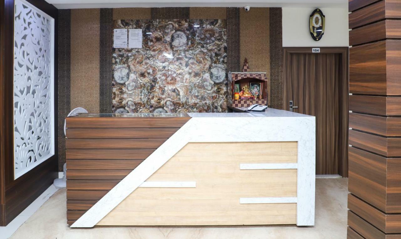 Oyo 10213 Hotel Panache Mathura Ngoại thất bức ảnh