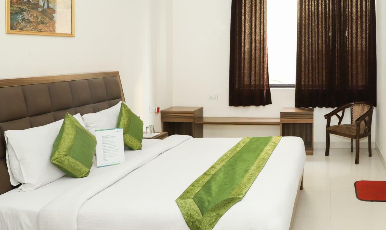 Oyo 10213 Hotel Panache Mathura Ngoại thất bức ảnh